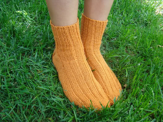 » Ribbed Socks for Kids-Free Pattern